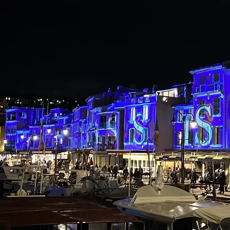 Apartman Le A Cassis,top Emplacement,parking,double Balcon *