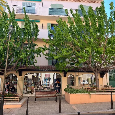 Le A Cassis,top Emplacement,parking,double Balcon Apartament *