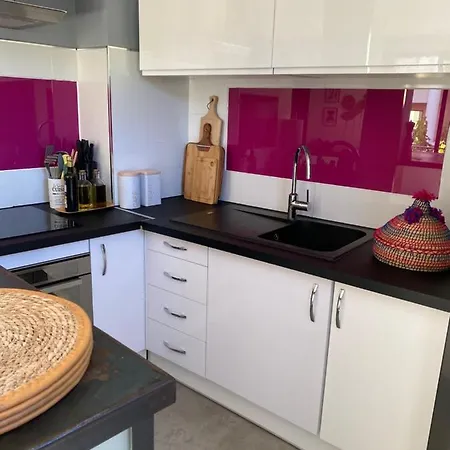 Apartment Le A Cassis,top Emplacement,parking,double Balcon