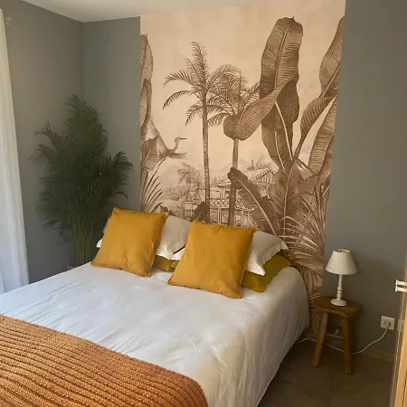 Apartman Le A Cassis,top Emplacement,parking,double Balcon *