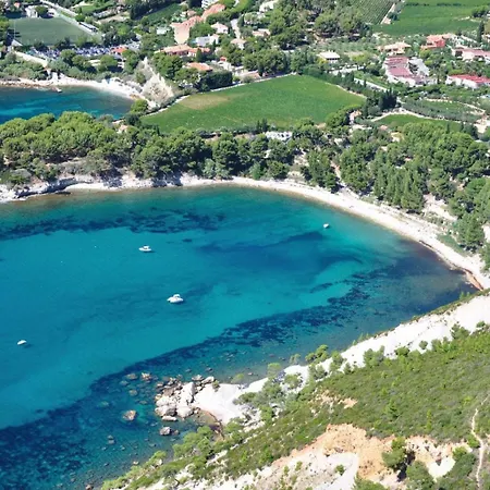 Apartment Le A Cassis,top Emplacement,parking,double Balcon