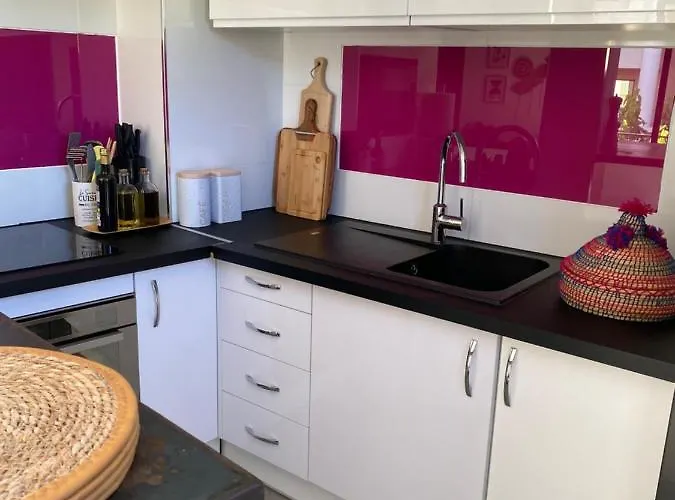 Apartment Le A Cassis,top Emplacement,parking,double Balcon